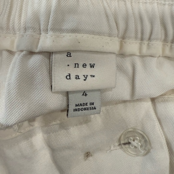 A. New day Stylish Cream Pants - Picture 9 of 10